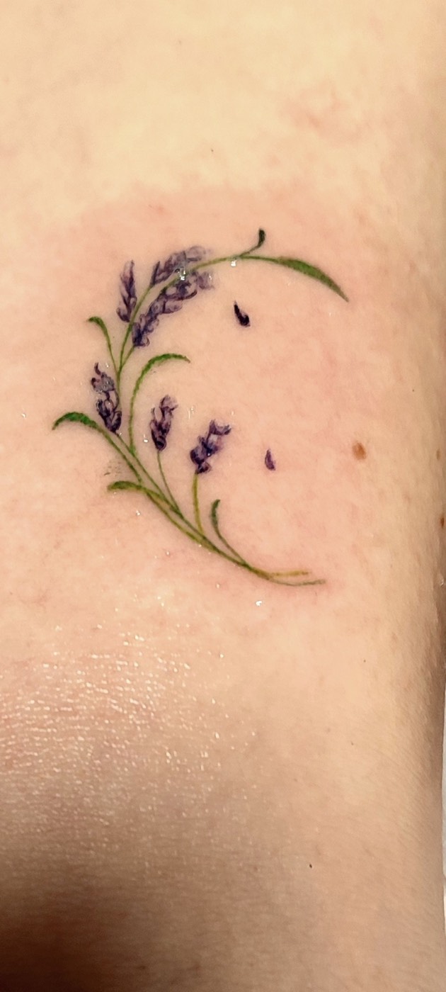 Lavender Sprig tattoo — OG Tatoo, Enschede